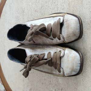 John Fluvog TOUGH LONG SUCKS Men's Shoes Sized 9US/42EU